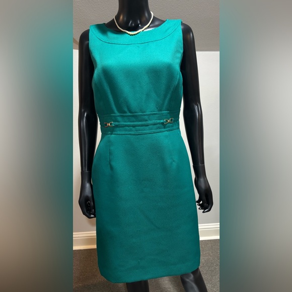 Tahari ASL Sheath Kelly Green dress Sz 8 gold bits knee length - Picture 1 of 11